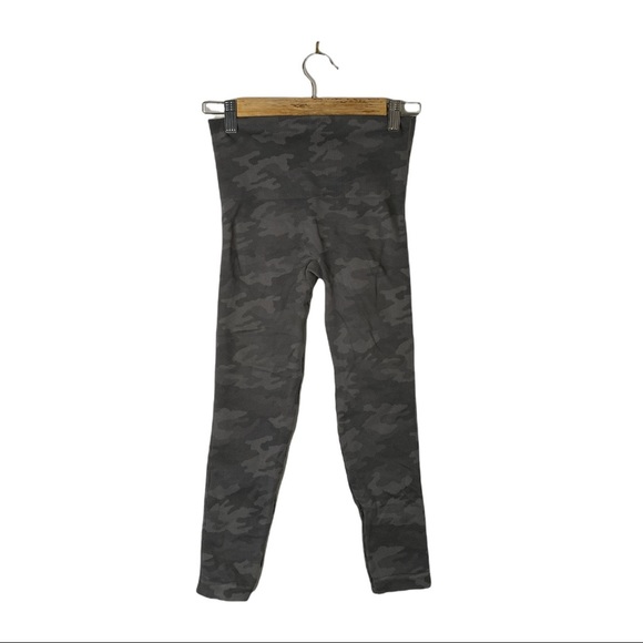 Spanx Camo Seamless Leggings - Picture 5 of 6